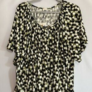 Anne Klein Black and White Patterned Blouse